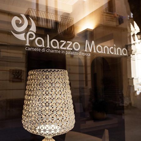 Palazzo Mancina Hotel Trapani Eksteriør billede